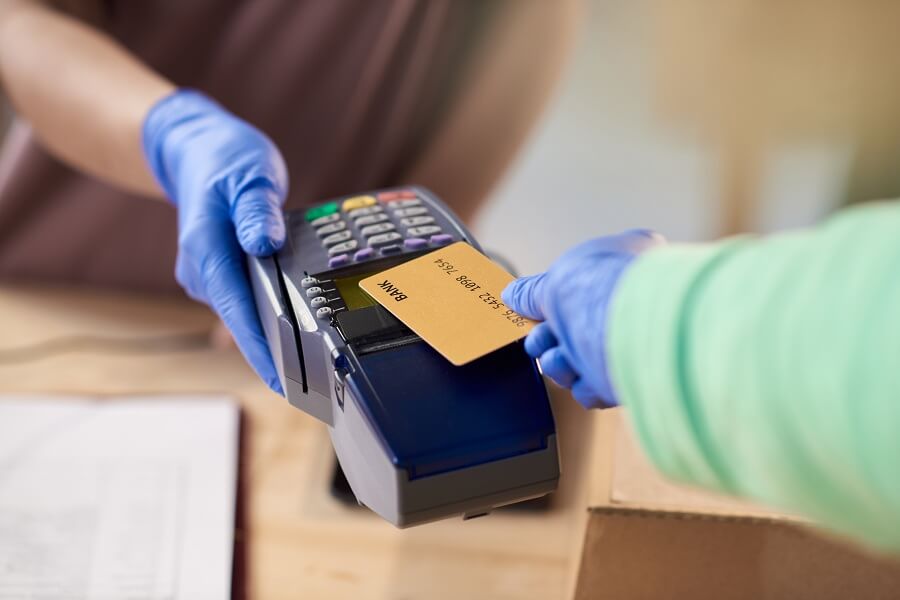 Buying goods using credit cards