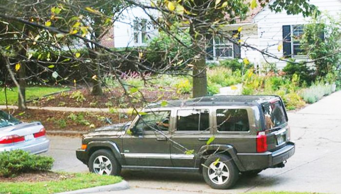 What to do If someone blocks your driveway: Steps to take in Queensland